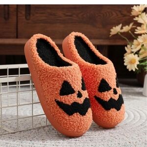 Cozy Pumpkin Face Slippers